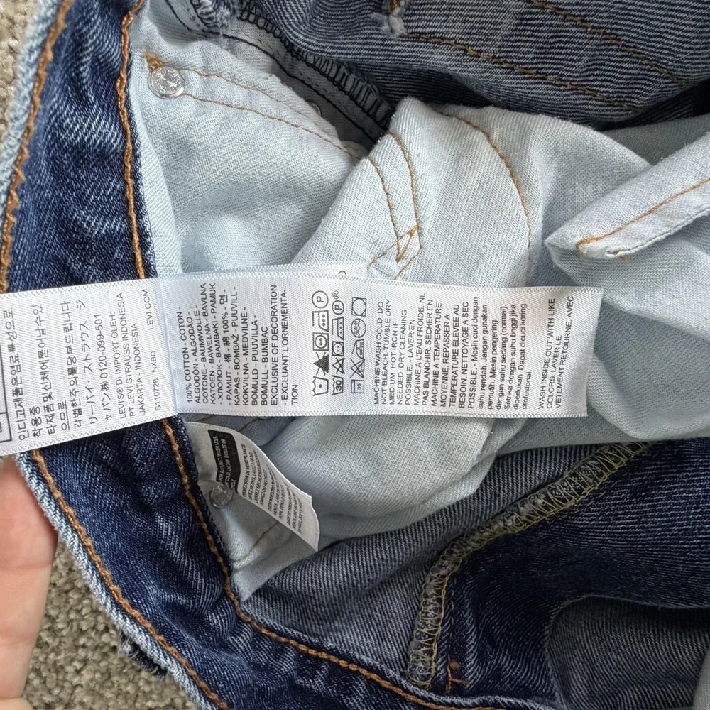 Levis 550 Jeans Mens 38x30 Medium Wash Blue Denim Relaxed Tapered Pants Casual
